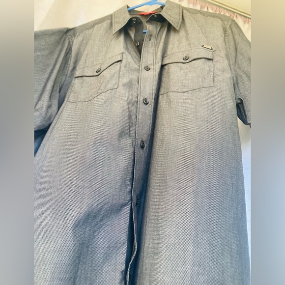 *New* Guess M/F Dobby 2 Pckt Shirt - Picture 3 of 13